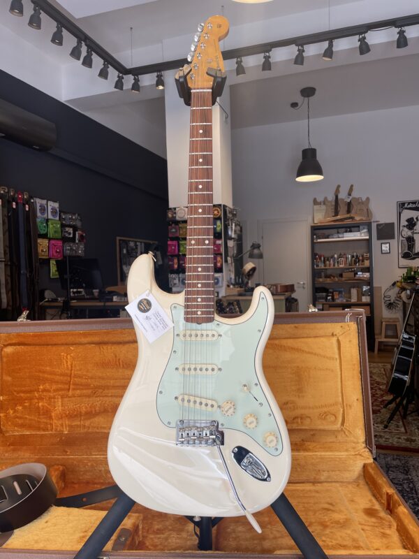 Fender Stratocaster Vintera ‘60s Modified Olympic White (Mex) Spedizione inclusa